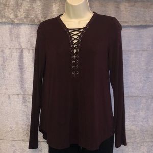 Maroon long sleeve lace up tee